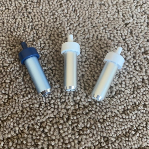 Cricut joy bundle- OVER $500 VALUE - Picture 7 of 10